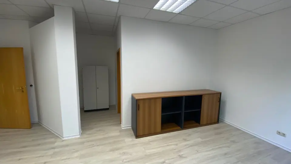 2 Zimmer Wohnung mit 81 m² in Zwickau – Bild 7