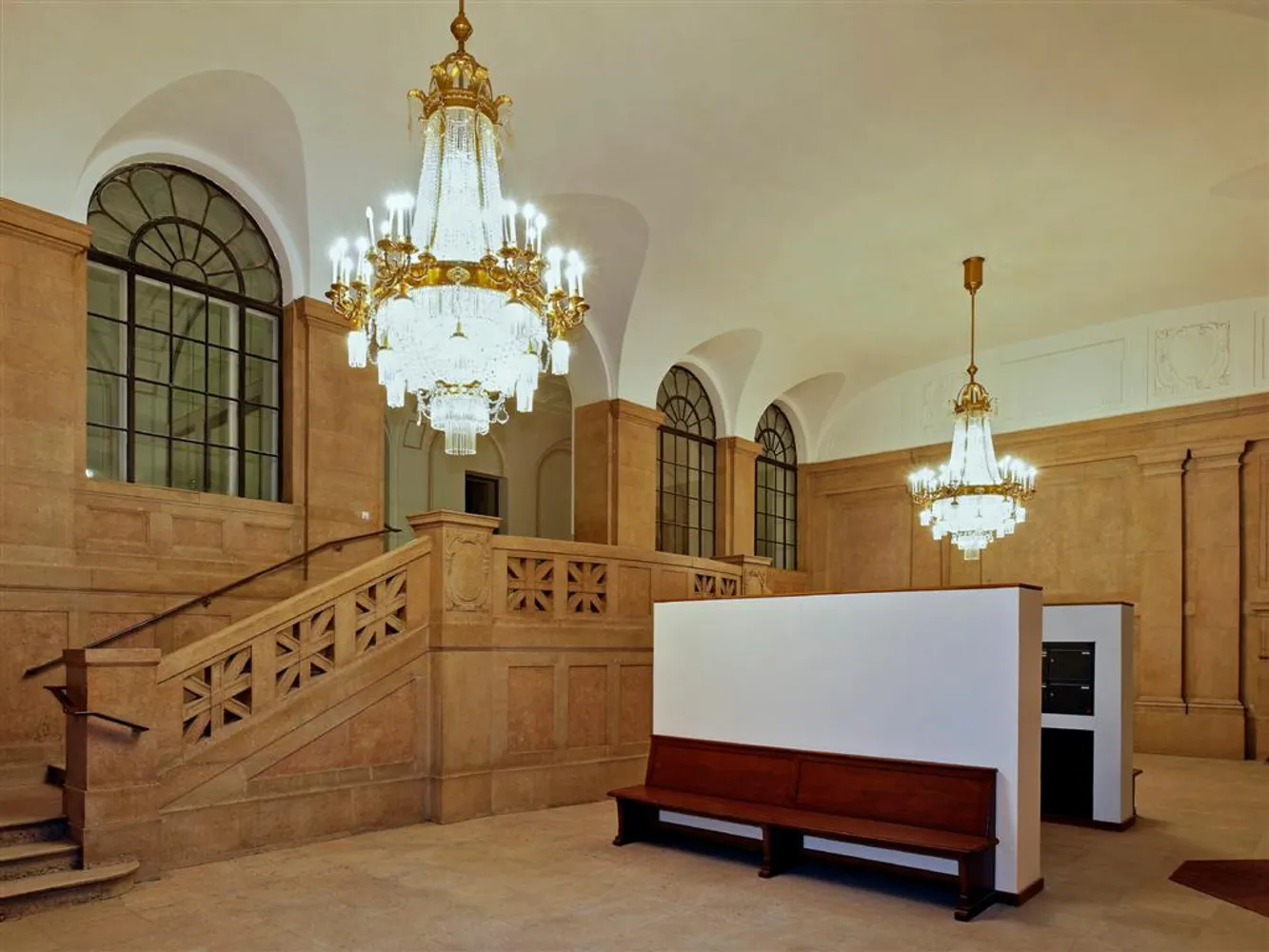 3 Zimmer Wohnung mit 172 m² in Berlin – Bild 2