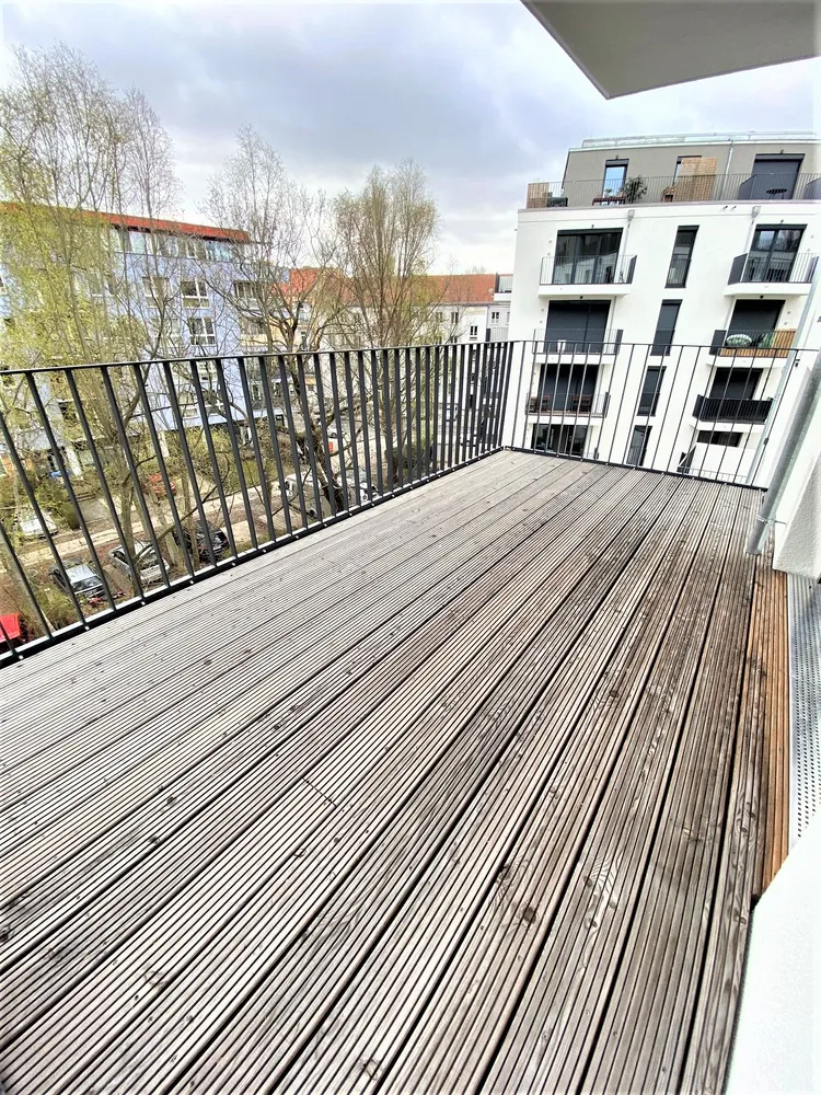 1 room apartment with 30 m² in Berlin – Photo 3
