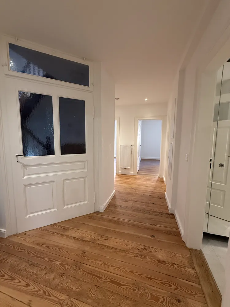 4 Zimmer Wohnung mit 110 m² in Stuttgart – Bild 1