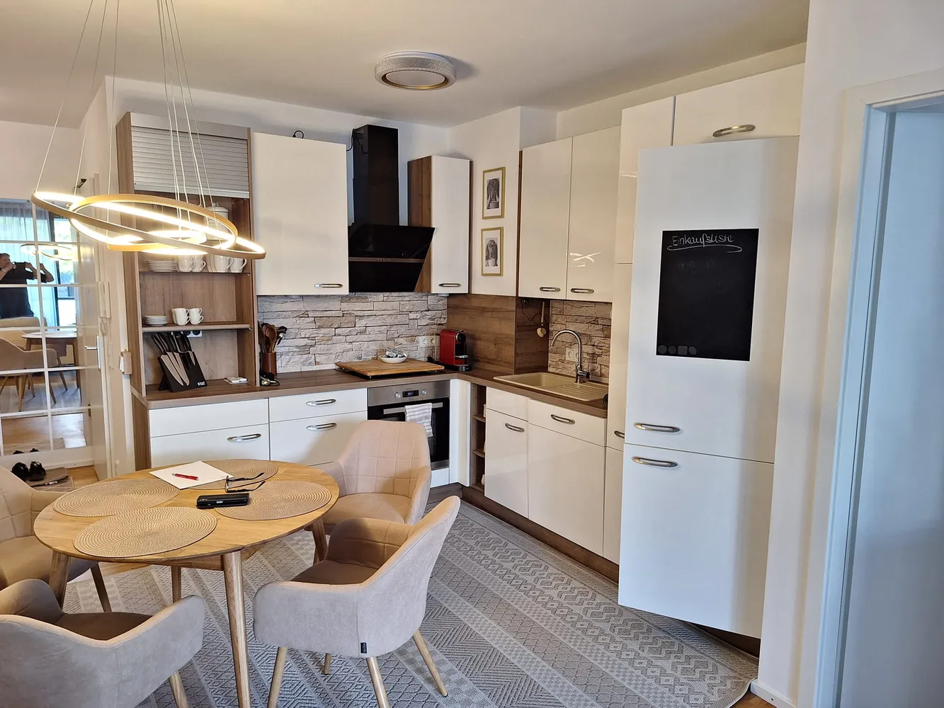 3 Zimmer Wohnung mit 67 m² in München – Bild 3