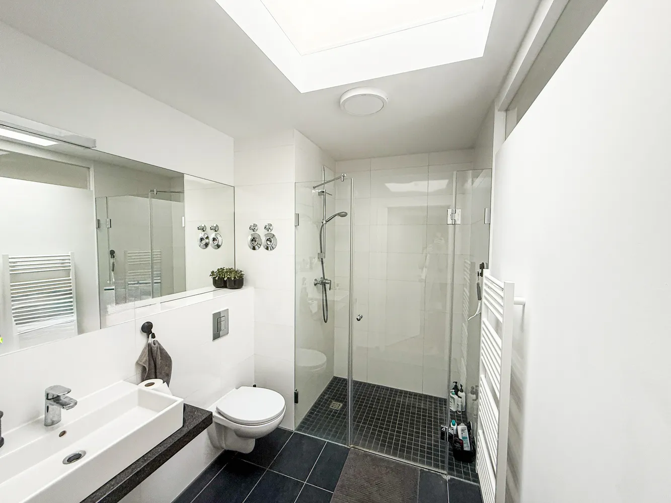 1 room apartment with 30 m² in Berlin – Photo 2