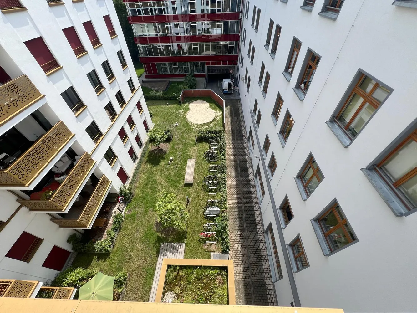 4 Zimmer Wohnung mit 108 m² in Berlin – Bild 4
