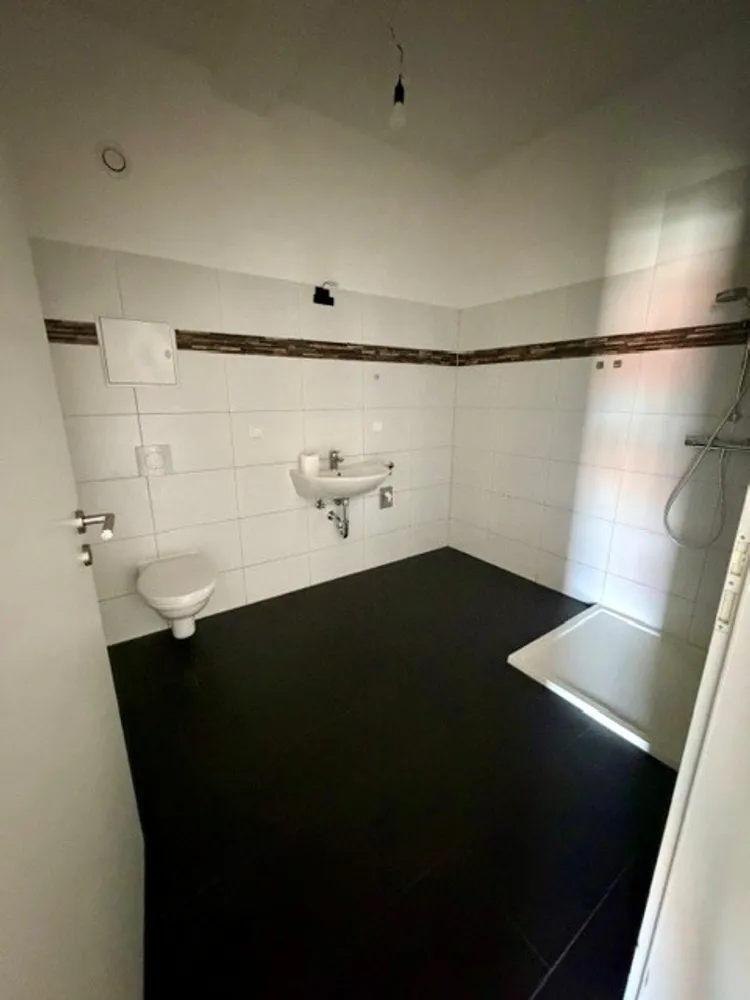 2 Zimmer Wohnung mit 50 m² in Halle (Saale) – Bild 7