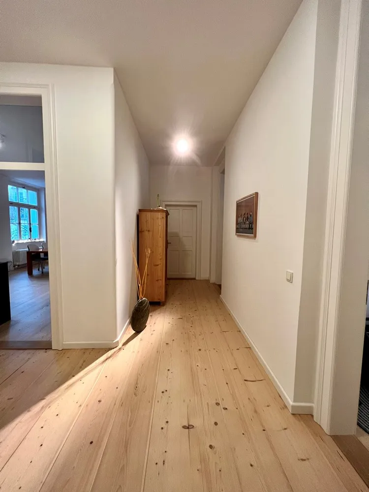 3 Zimmer Wohnung mit 100 m² in München – Bild 4