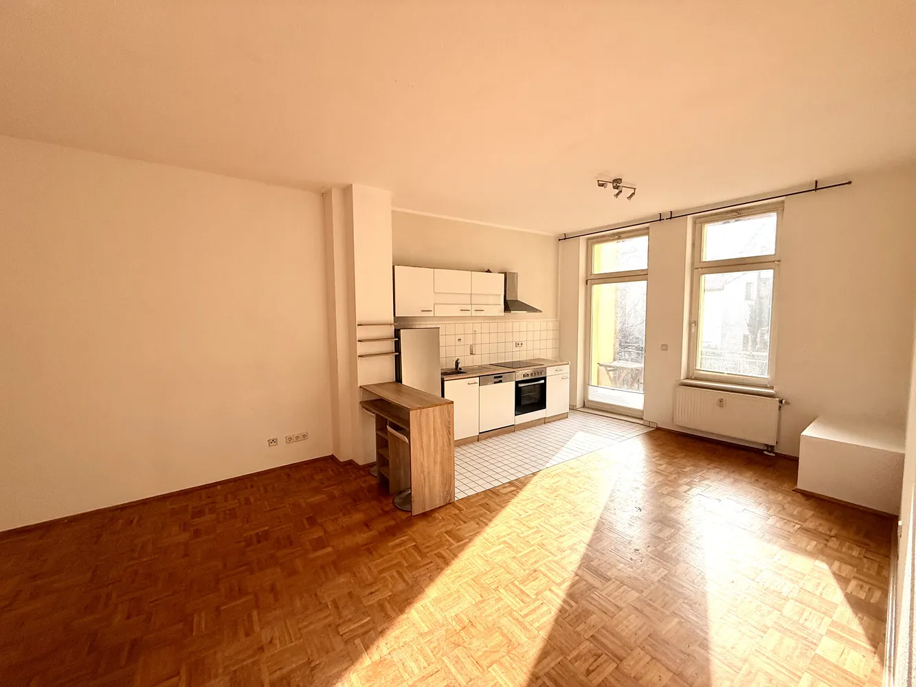 2 Zimmer Wohnung mit 67 m² in Halle (Saale) – Bild 3