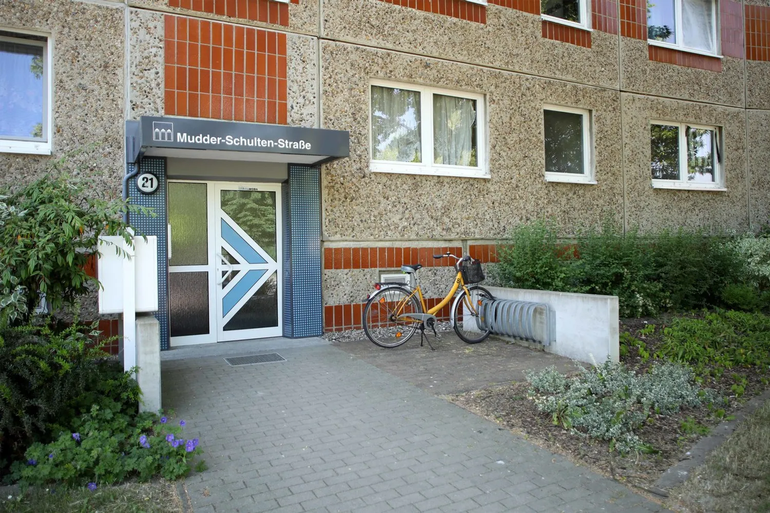 1 room apartment with 33 m² in Neubrandenburg – Photo 3