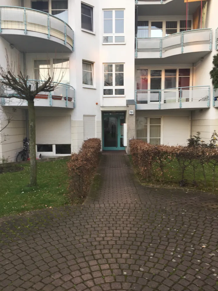 1 Zimmer Wohnung mit 33 m² in Köln – Bild 3