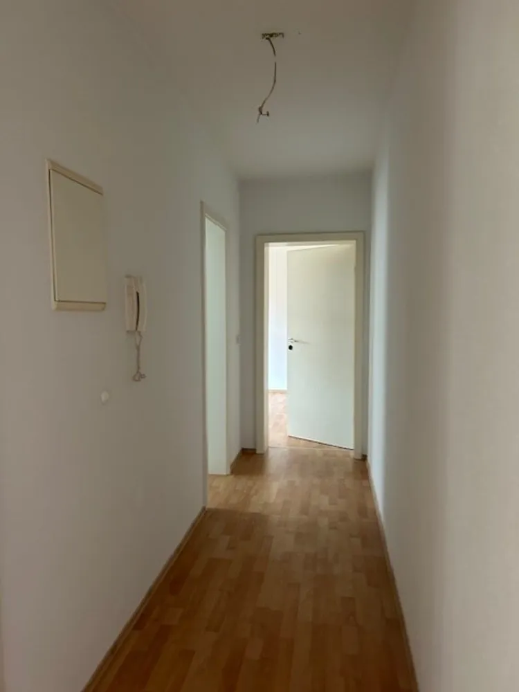 2 Zimmer Wohnung mit 56 m² in Naumburg (Saale) – Bild 4