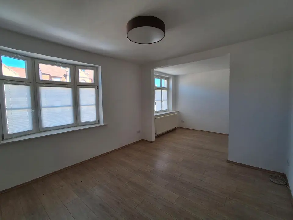 3 Zimmer Wohnung mit 96 m² in Halle (Saale) – Bild 2