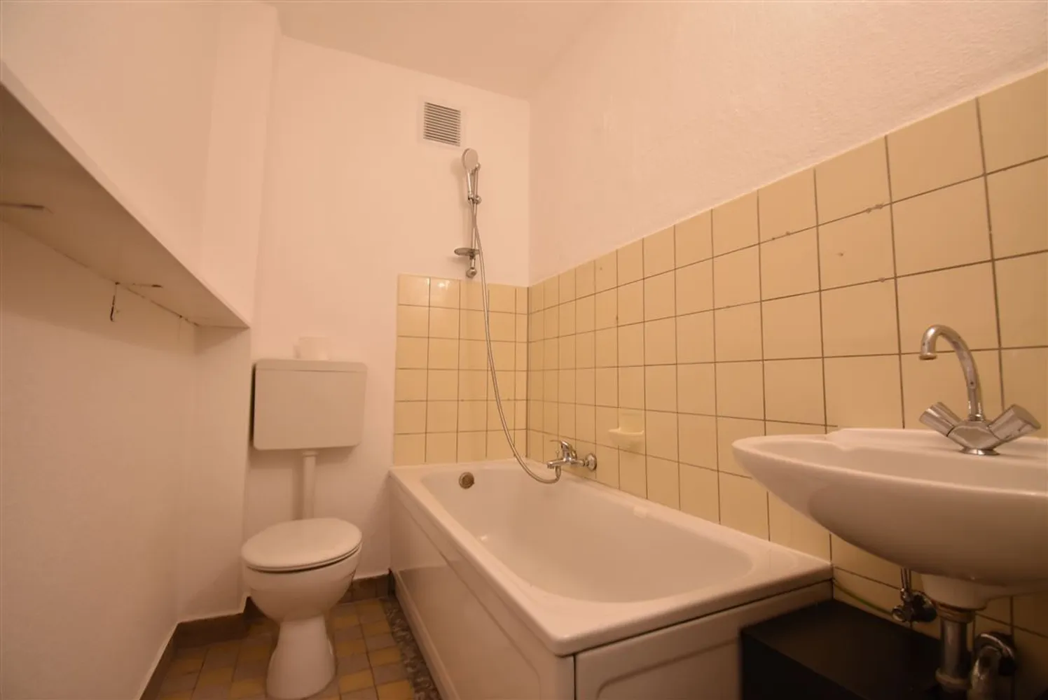 2 Zimmer Wohnung mit 55 m² in Duisburg – Bild 7