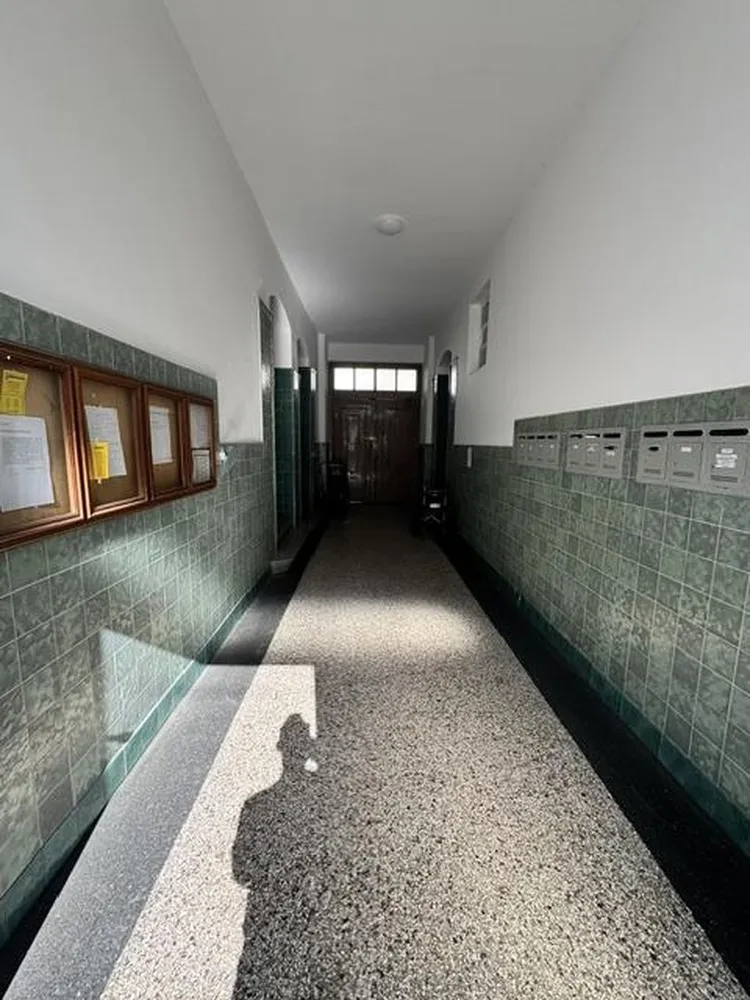 2 Zimmer Wohnung mit 71 m² in Karlsruhe – Bild 2