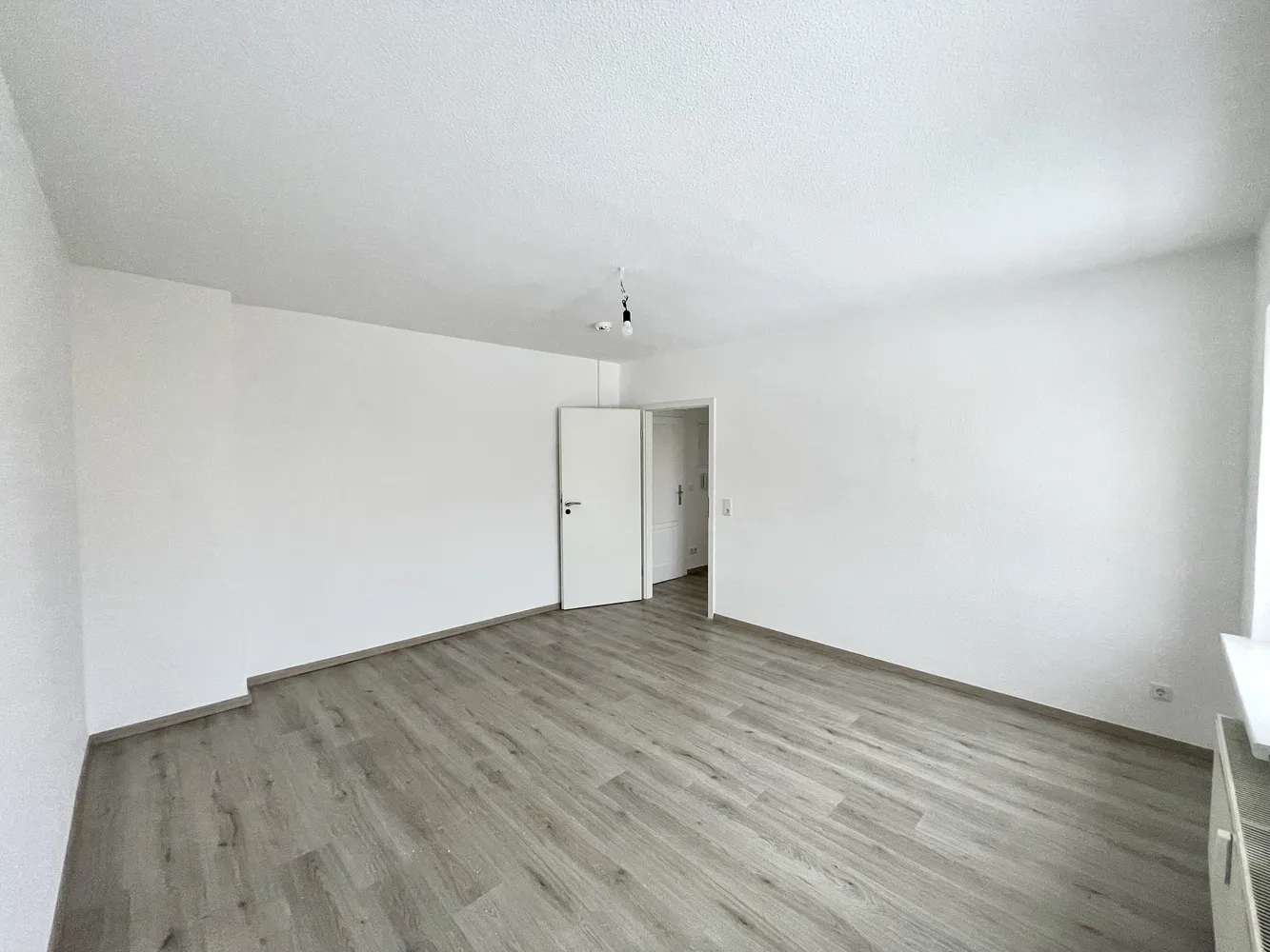 1 Zimmer Wohnung mit 33 m² in Bitterfeld-Wolfen – Bild 9