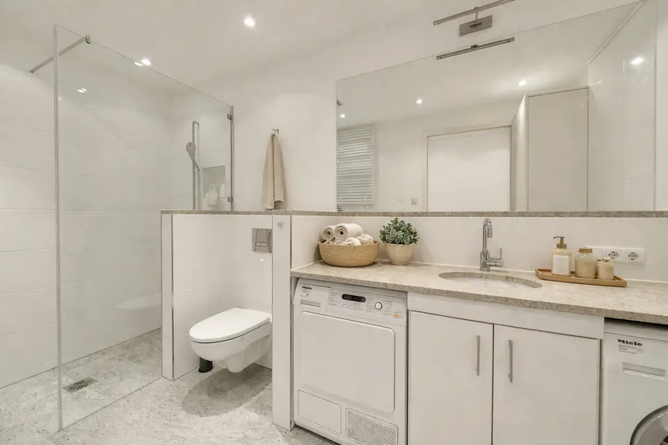 4 Zimmer Wohnung mit 149 m² in Berlin – Bild 6