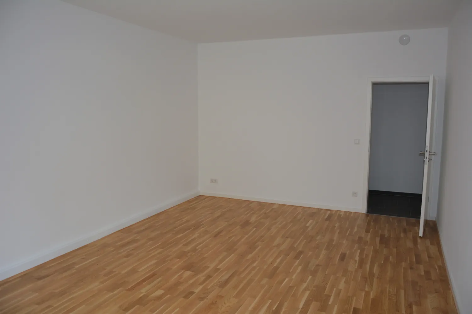 2 room apartment with 65 m² in Hanover – Photo 3