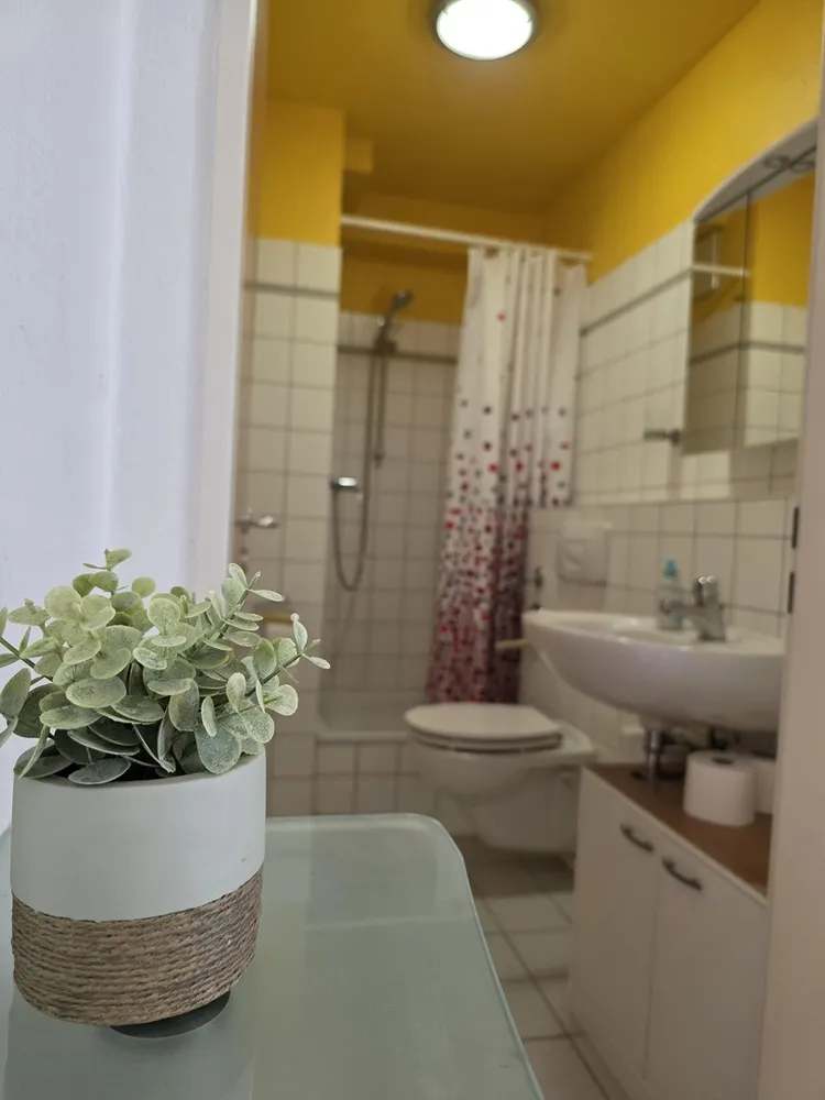 1 Zimmer Wohnung mit 40 m² in Köln – Bild 1