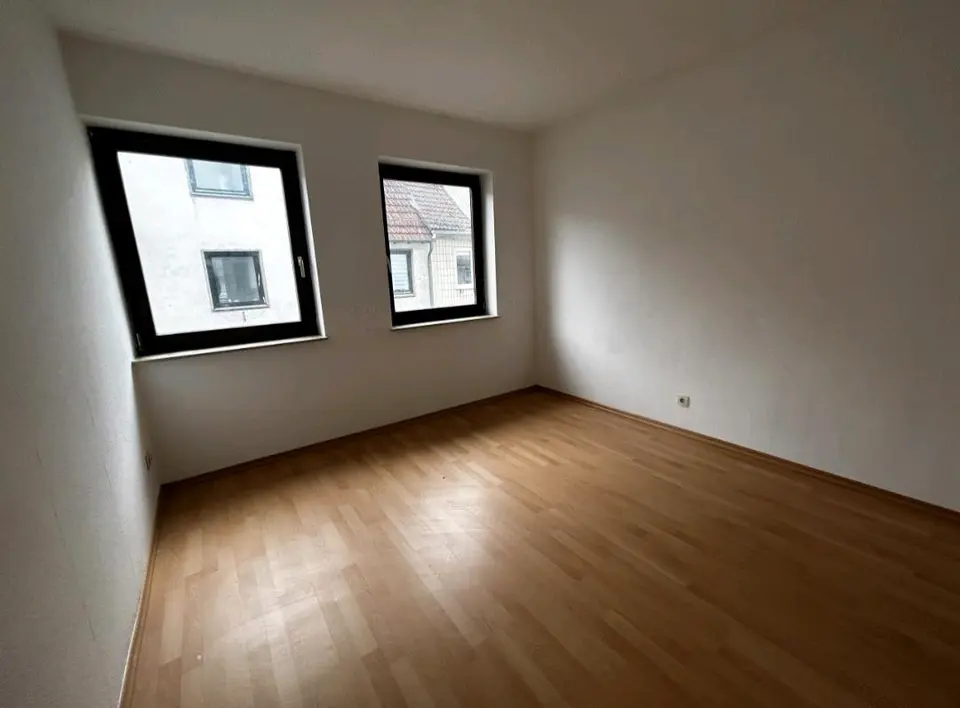4 Zimmer Wohnung mit 94 m² in Eschwege – Bild 2