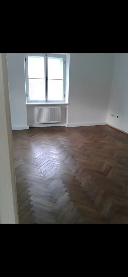 8 Zimmer Haus mit 240 m² in Passau – Bild 1