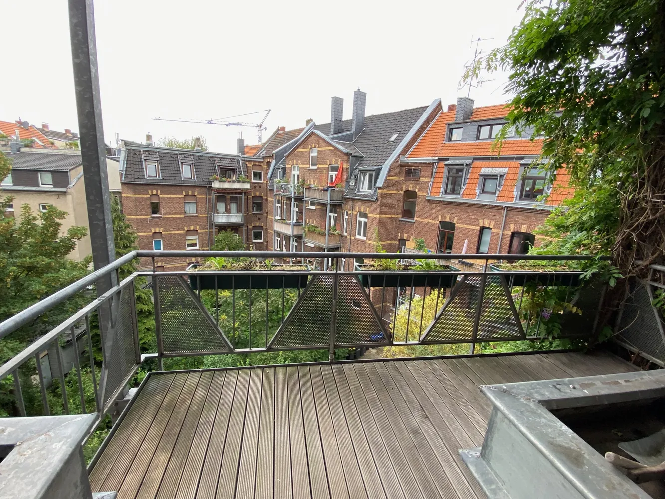 4 Zimmer Wohnung mit 88 m² in Köln – Bild 2