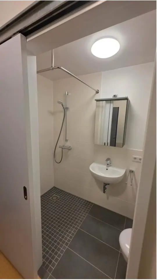 2 Zimmer Wohnung mit 22 m² in Saarbrücken – Bild 4