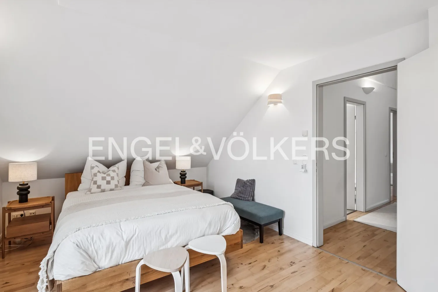 4 Zimmer Wohnung mit 141 m² in Hamburg – Bild 5
