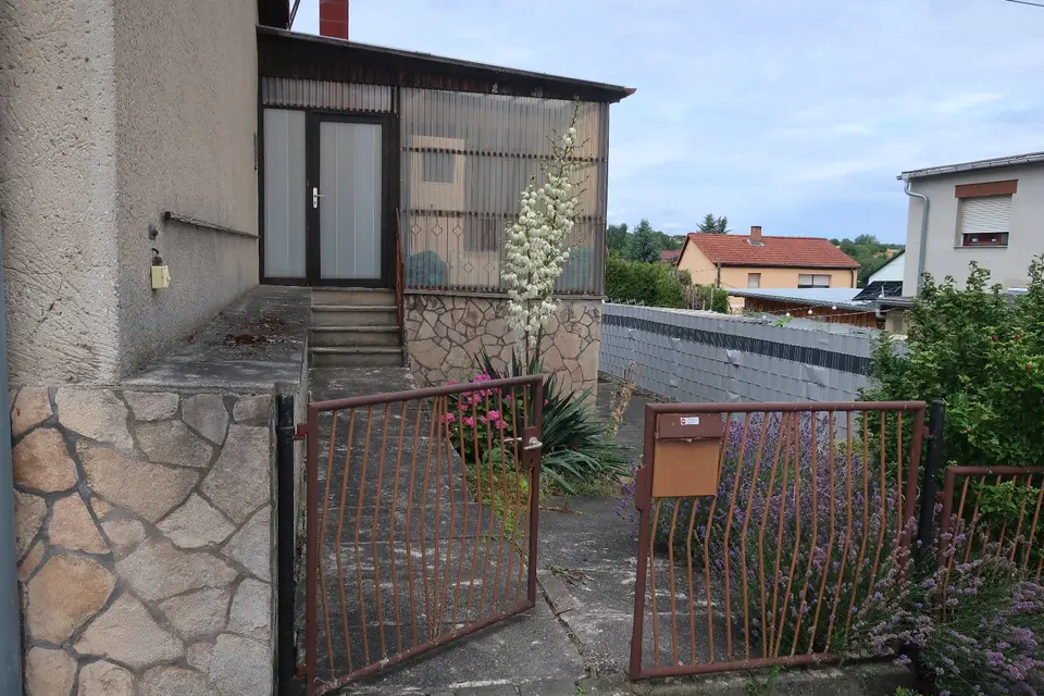 6 room house with 94 m² in Aschersleben – Photo 8