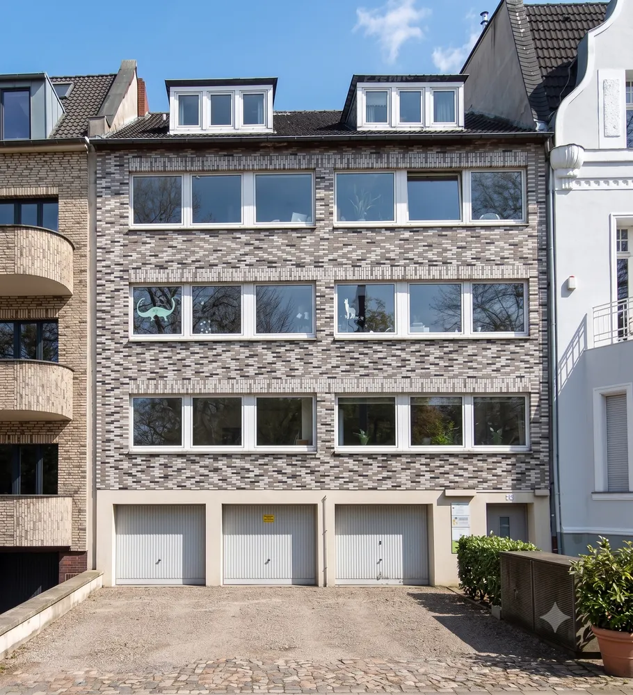 4 room apartment with 96 m² in Düsseldorf – Photo 1