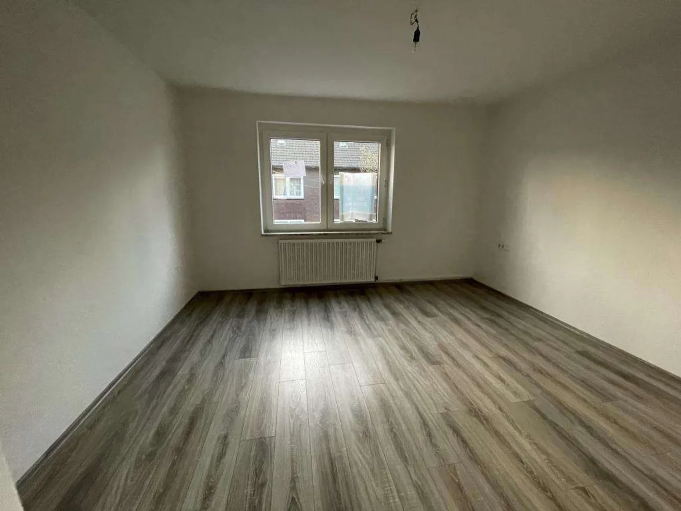 2 Zimmer Wohnung mit 60 m² in Oberhausen – Bild 2