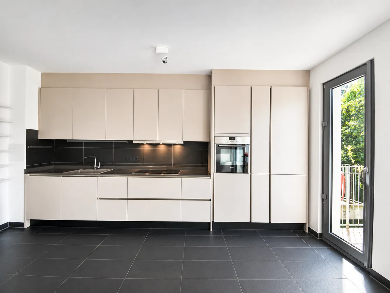 2 Zimmer Wohnung mit 70 m² in Düsseldorf – Bild 5