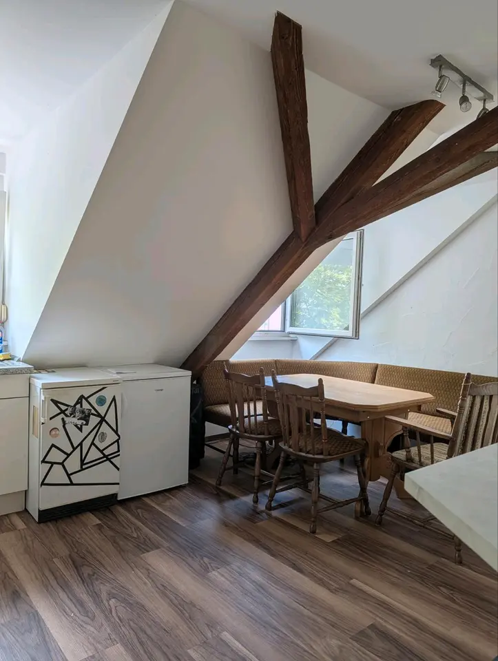 WG-Zimmer mit 120 m² in Weingarten – Bild 4