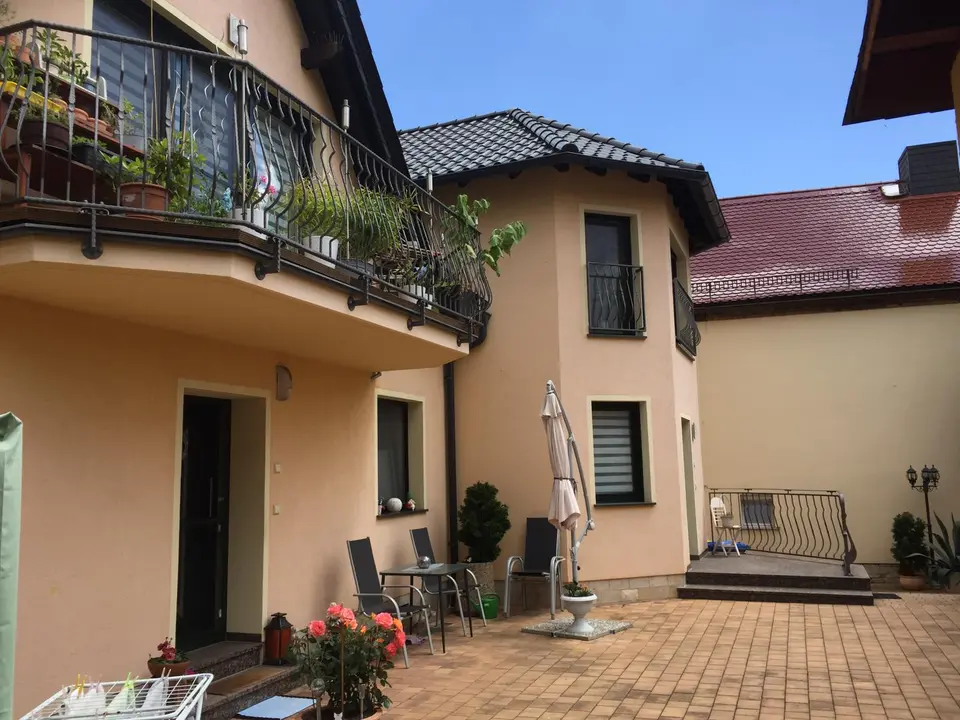 3 Zimmer Wohnung mit 110 m² in Weißenfels – Bild 3