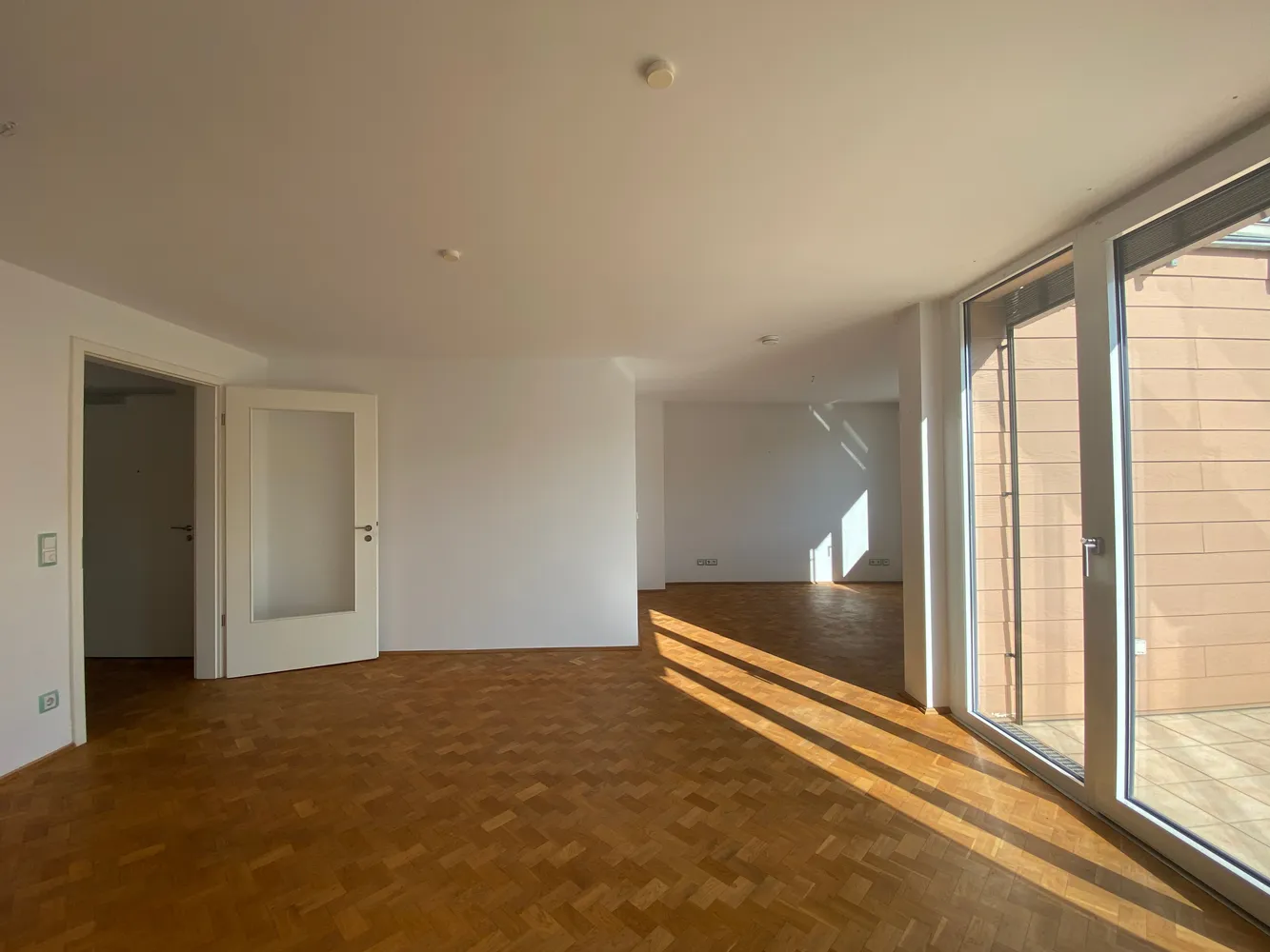 3 Zimmer Wohnung mit 95 m² in Halle (Saale) – Bild 2