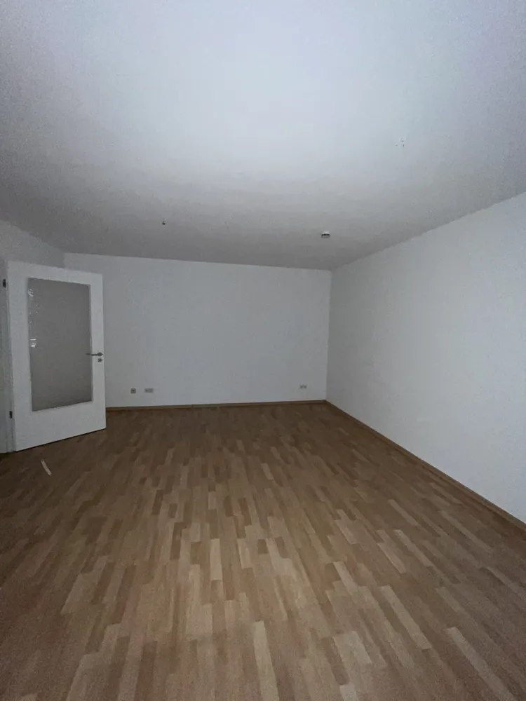 2 Zimmer Wohnung mit 85 m² in Berlin – Bild 8