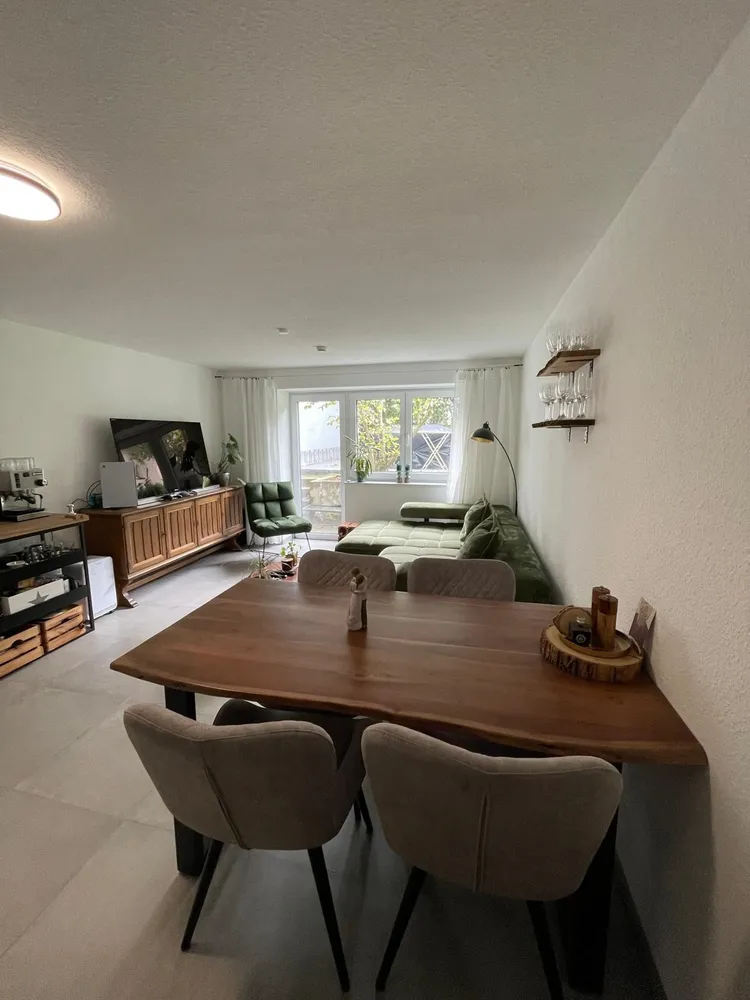 4 Zimmer Wohnung mit 80 m² in Karlsruhe – Bild 1