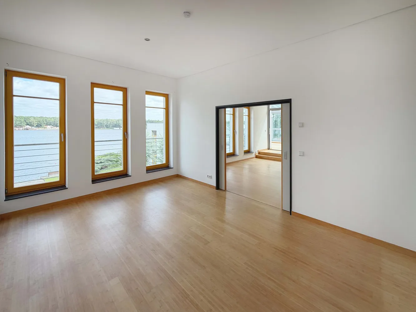 6 Zimmer Wohnung mit 281 m² in Berlin – Bild 6