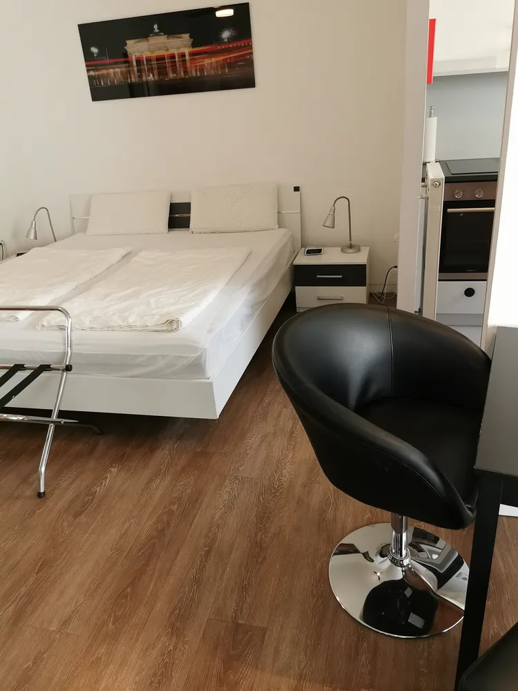 1 Zimmer Wohnung mit 35 m² in Berlin – Bild 7
