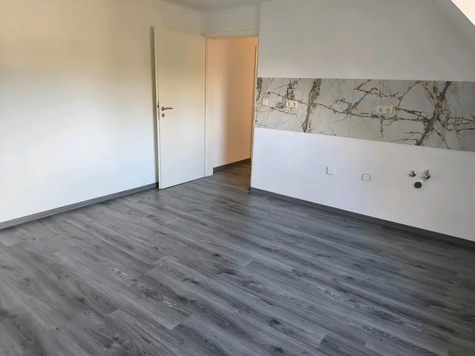 3 Zimmer Wohnung mit 80 m² in Moers – Bild 2