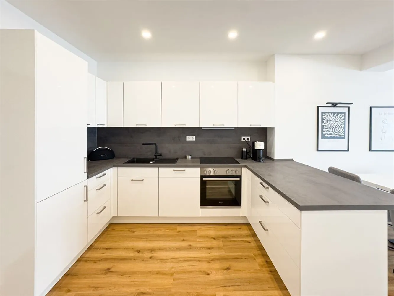 2 Zimmer Wohnung mit 72 m² in Düsseldorf – Bild 10