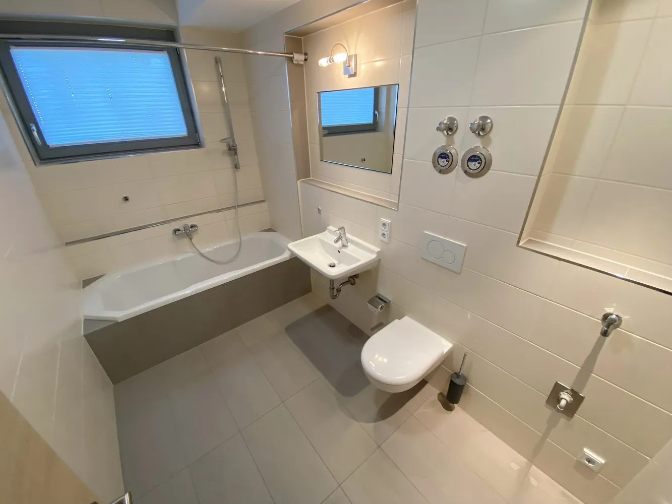 2 Zimmer Wohnung mit 64 m² in München – Bild 7