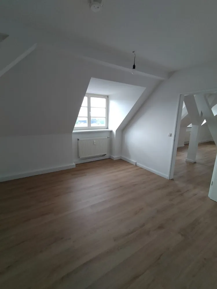 2 Zimmer Wohnung mit 63 m² in Halle (Saale) – Bild 4