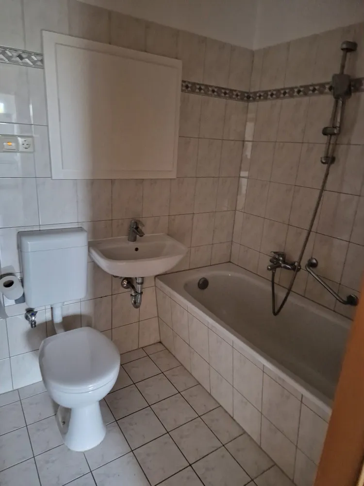 2 room apartment with 60 m² in Chemnitz – Photo 9