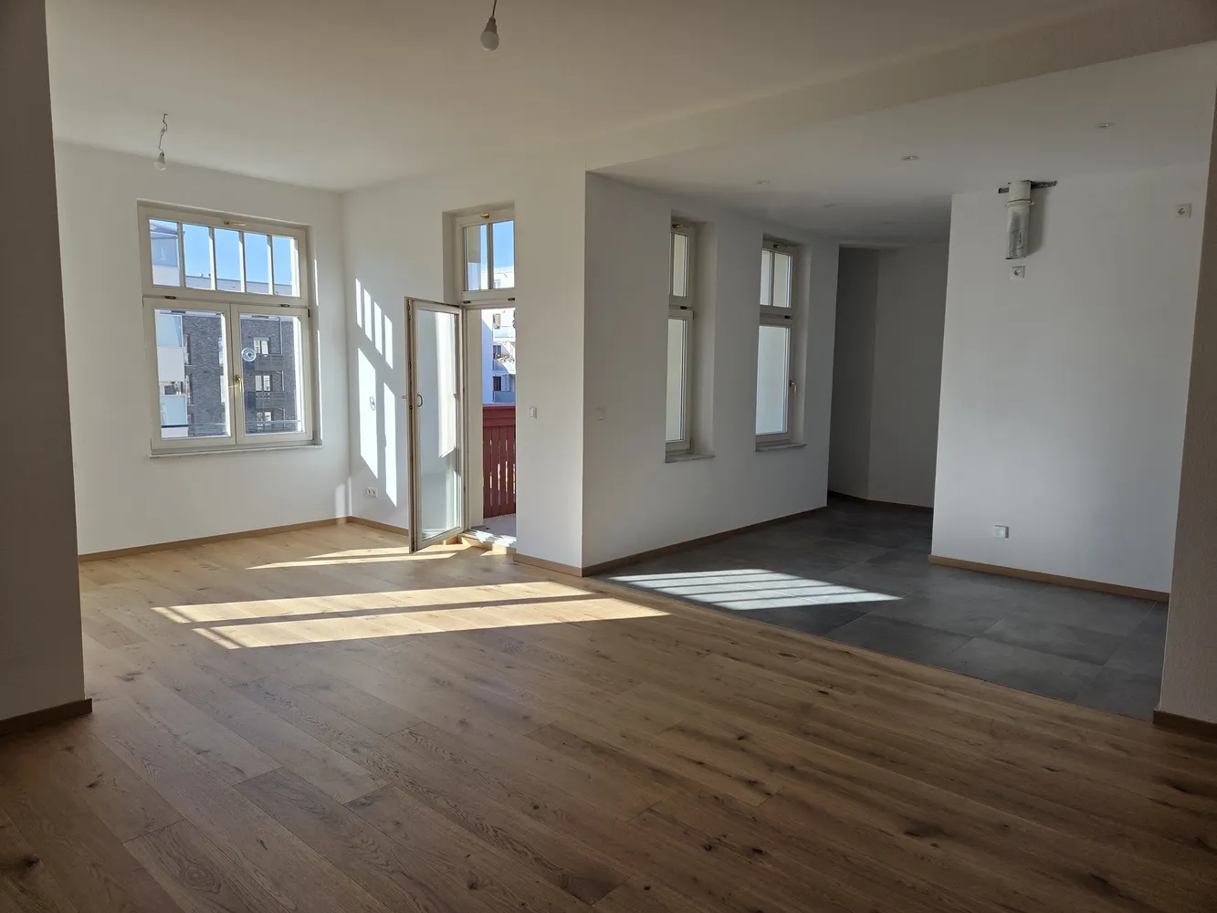 4 Zimmer Wohnung mit 142 m² in Leipzig – Bild 1