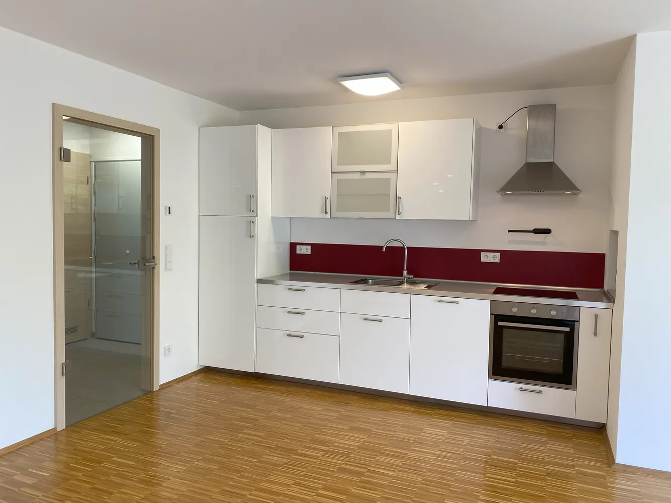 2 Zimmer Wohnung mit 64 m² in München – Bild 2