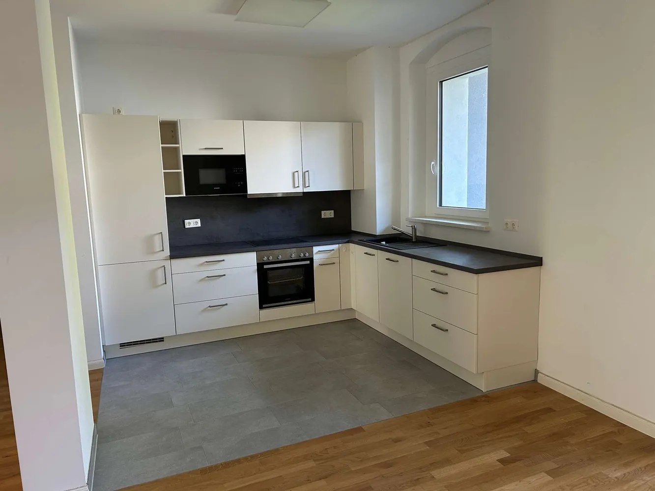 5 Zimmer Wohnung mit 128 m² in Halle (Saale) – Bild 4