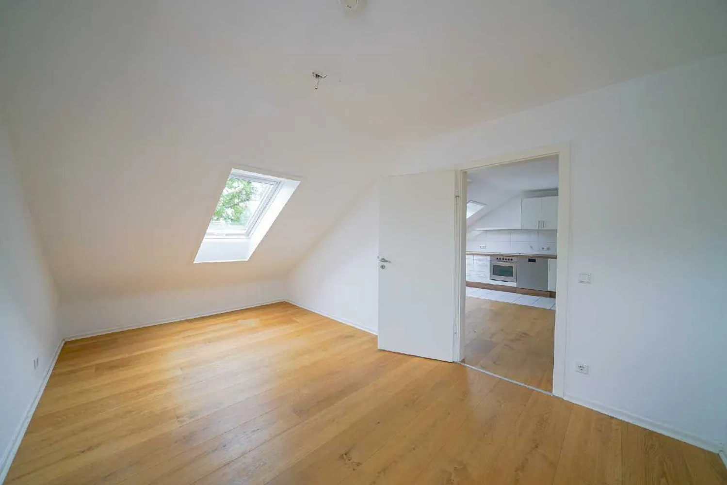 3 Zimmer Wohnung mit 74 m² in Ratingen – Bild 2
