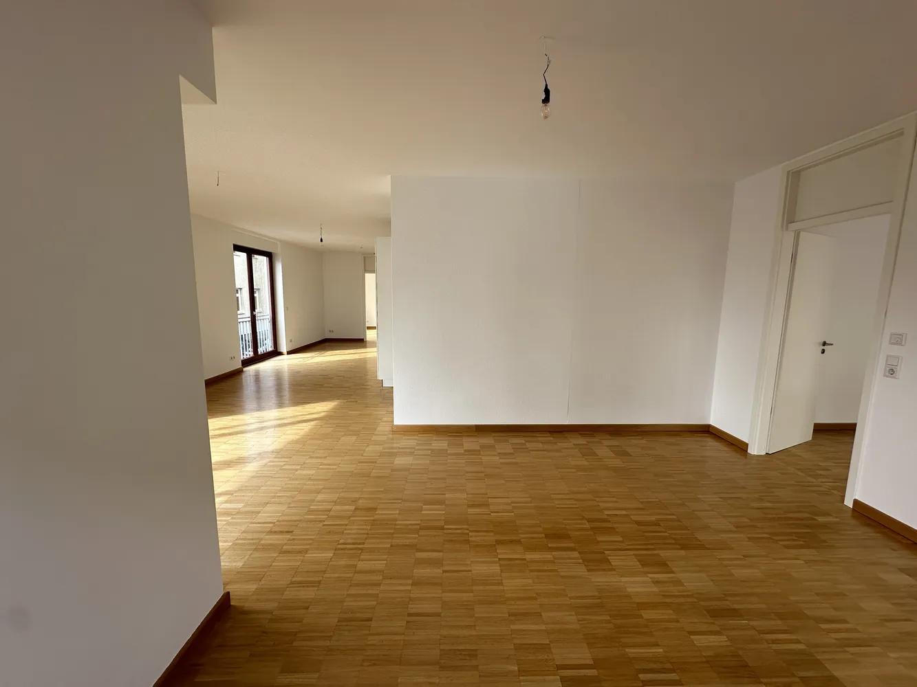 4 room apartment with 113 m² in Frankfurt am Main – Photo 2