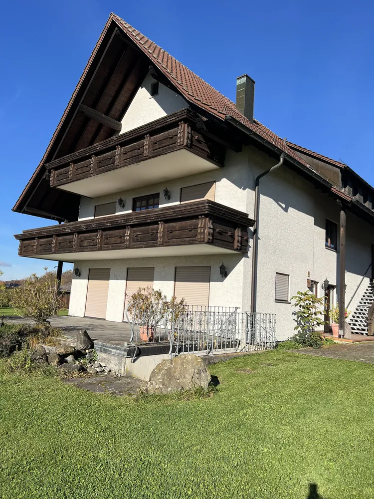 6 Zimmer Haus mit 240 m² in Friedrichshafen – Bild 1