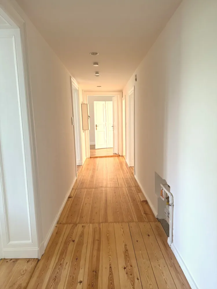 6 Zimmer Wohnung mit 222 m² in Berlin – Bild 7