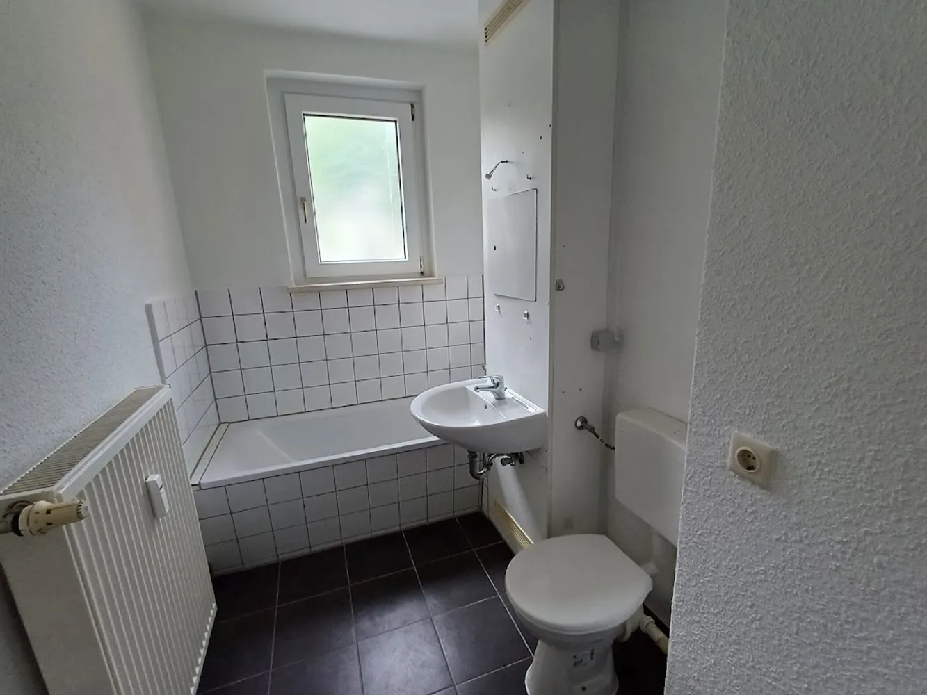2 Zimmer Wohnung mit 49 m² in Merseburg – Bild 3