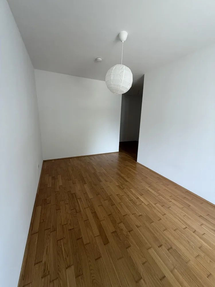 2 Zimmer Wohnung mit 82 m² in Berlin – Bild 10